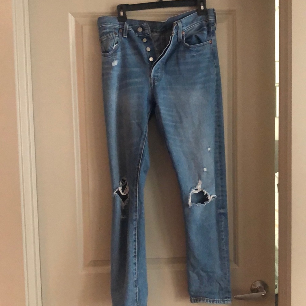 Levi’s distressed old hang outs skinny jeans